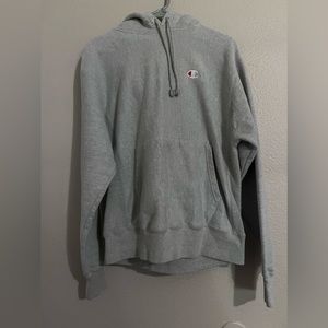 241. Gray Champion hoodie M
